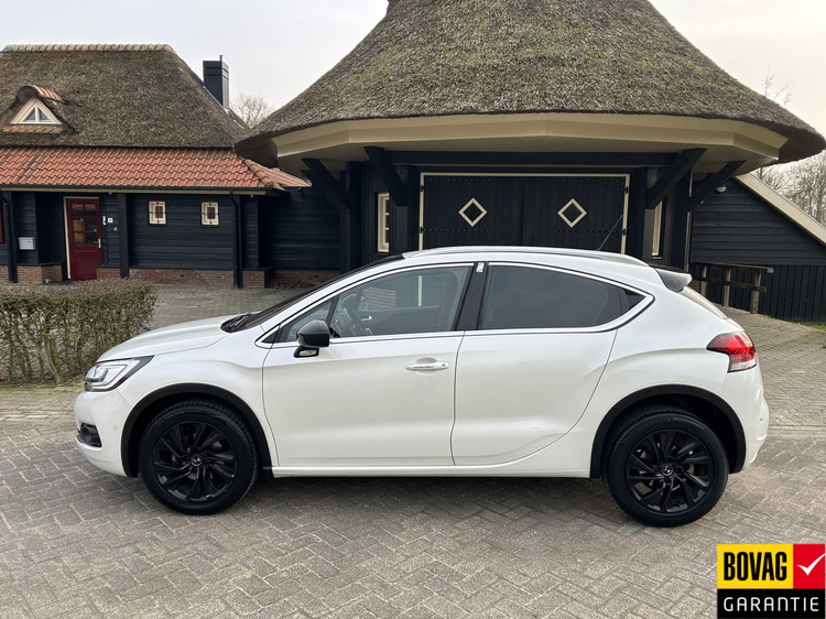 Ds DS 4