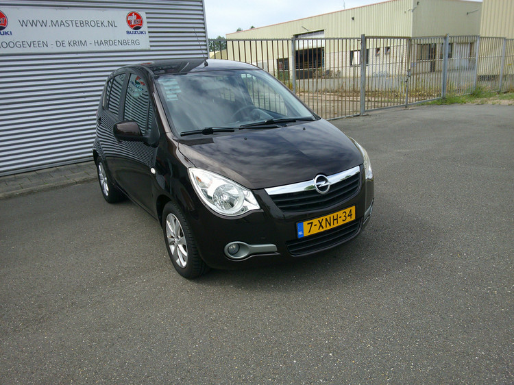 Opel Agila