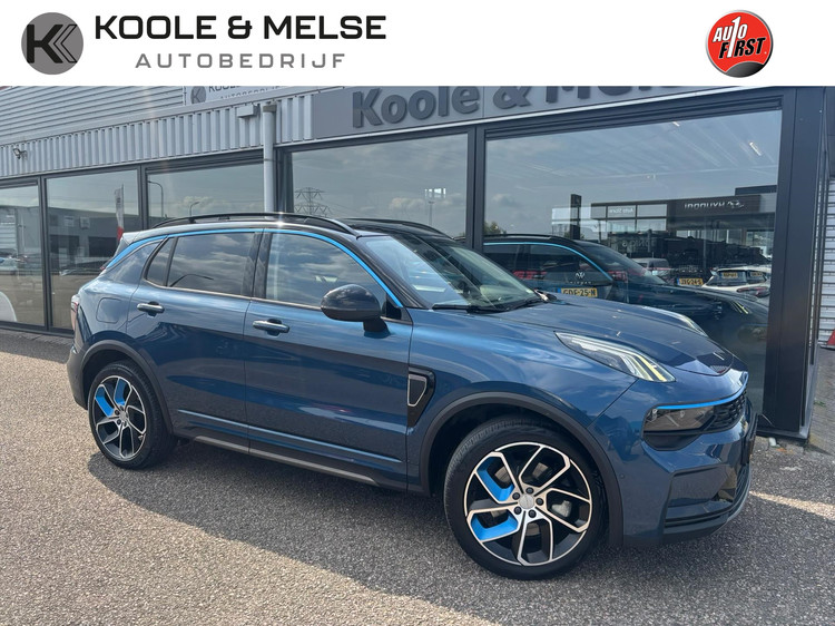 Lynk & Co 01