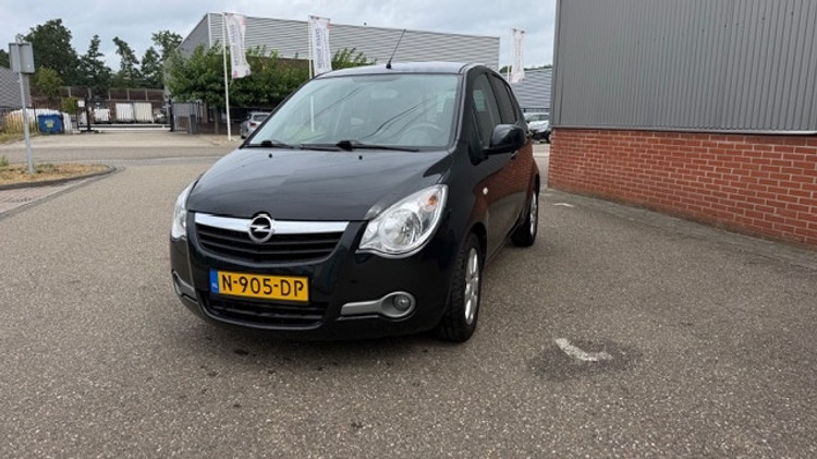 Opel Agila