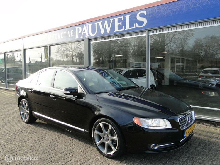 Volvo S80