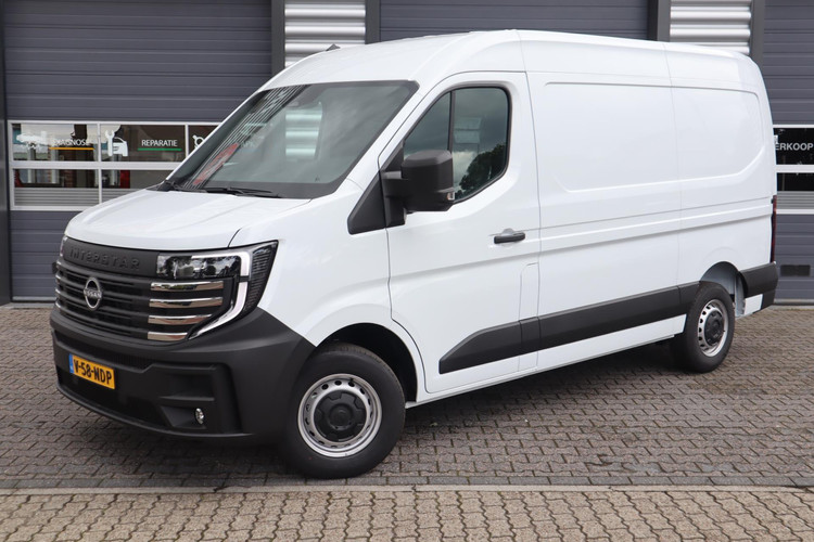 Nissan Interstar