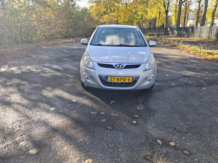 Hyundai I20