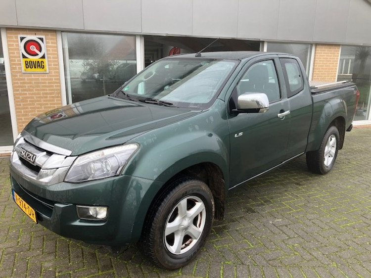 Isuzu D-max